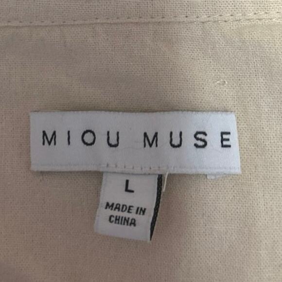 Miou Muse Yellow Collared Short Sleeve Cropped Button Down Shirt Top Size L - Picture 3 of 4